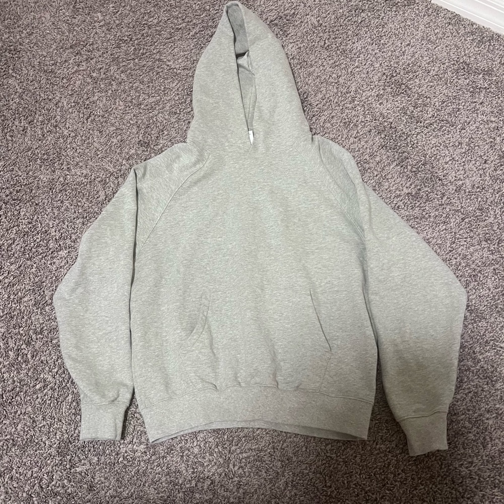 - NEW!HEAVYWEIGHT GRAY HOODIE ( 400GSM)